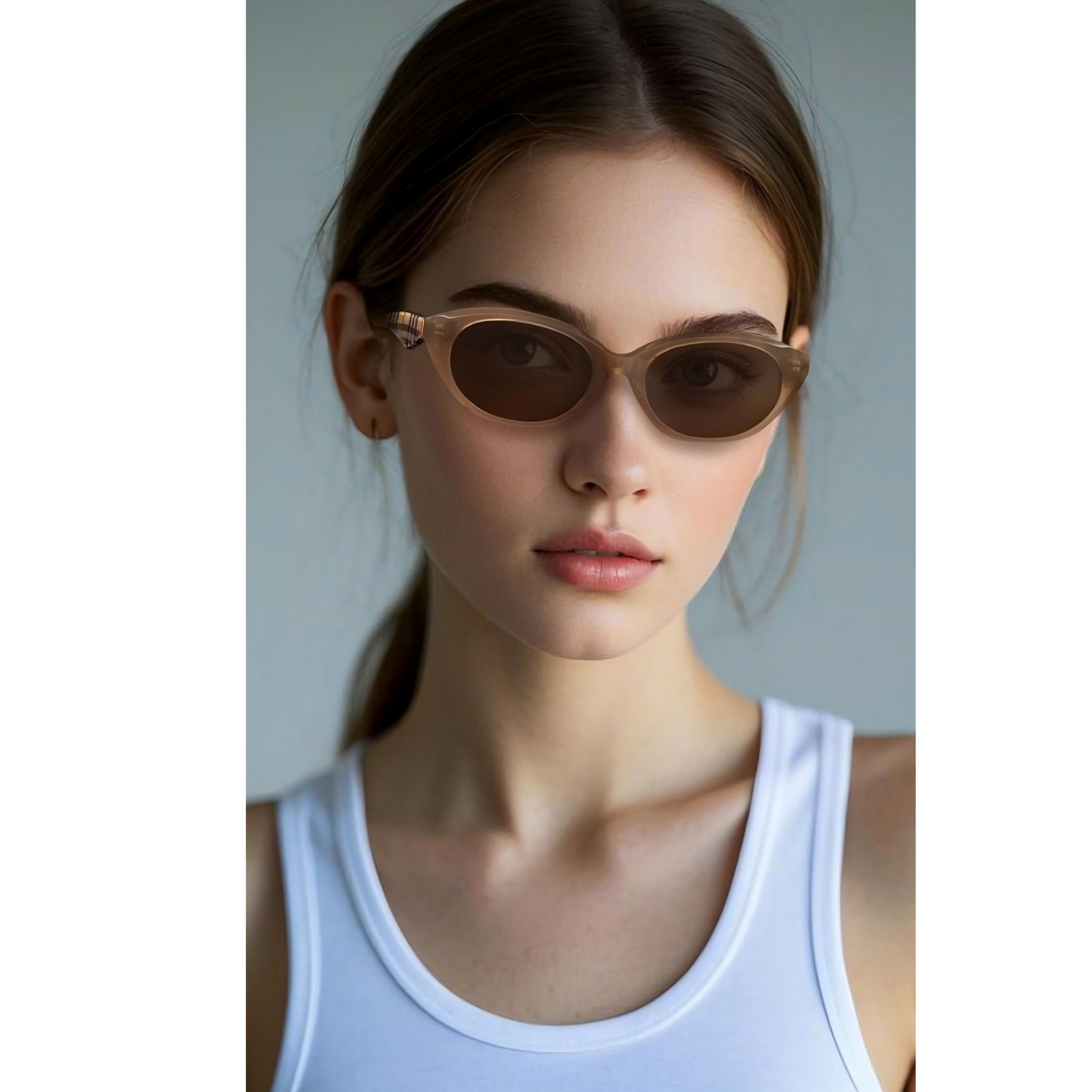 Stylish Oversized Sunglasses for Women – Lightweight, UV Protection 2040AC